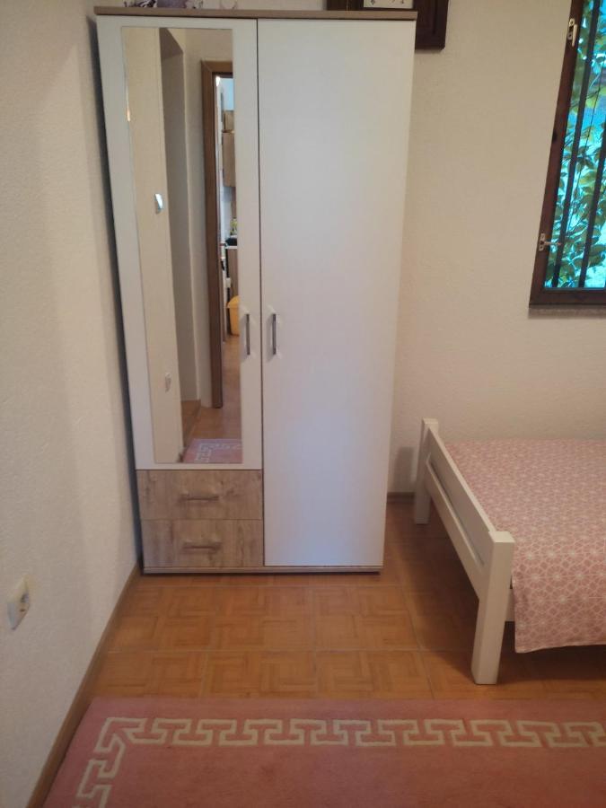 Appartement Apartman Hujic à Bihać Extérieur photo